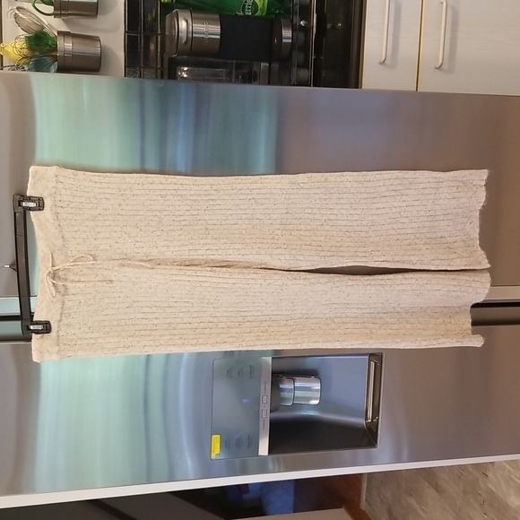 💕HEARTLOOM💕 Nikita Pant Oat Ribbed Soft & Cozy Wide Leg Sweatpants Large NWT - Picture 7 of 14